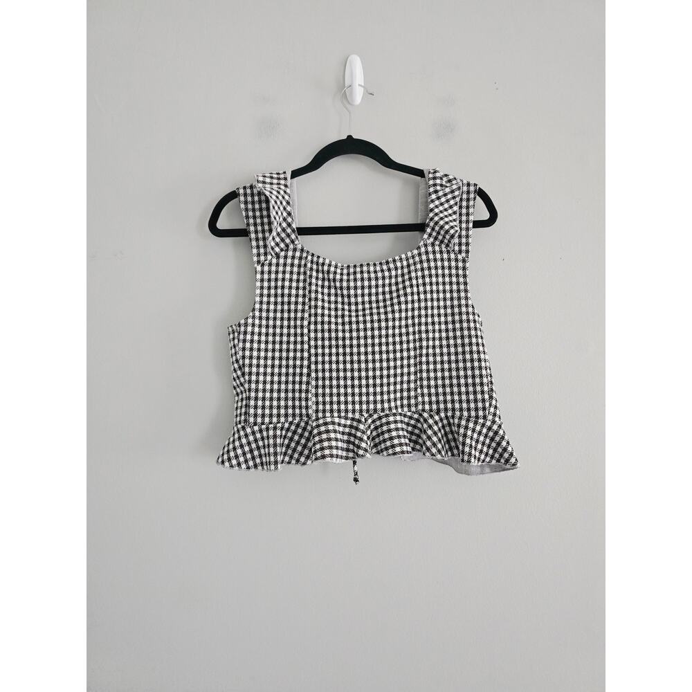 🌴 Pick 3 For $15 Urban Outfitters Black White Checkered Top L NWT - Picture 3 of 4